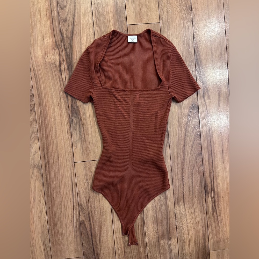 Abercrombie & Fitch Squareneck Ribbed Sweater Bodysuit